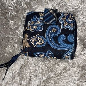 Vera Bradley Snap wallet